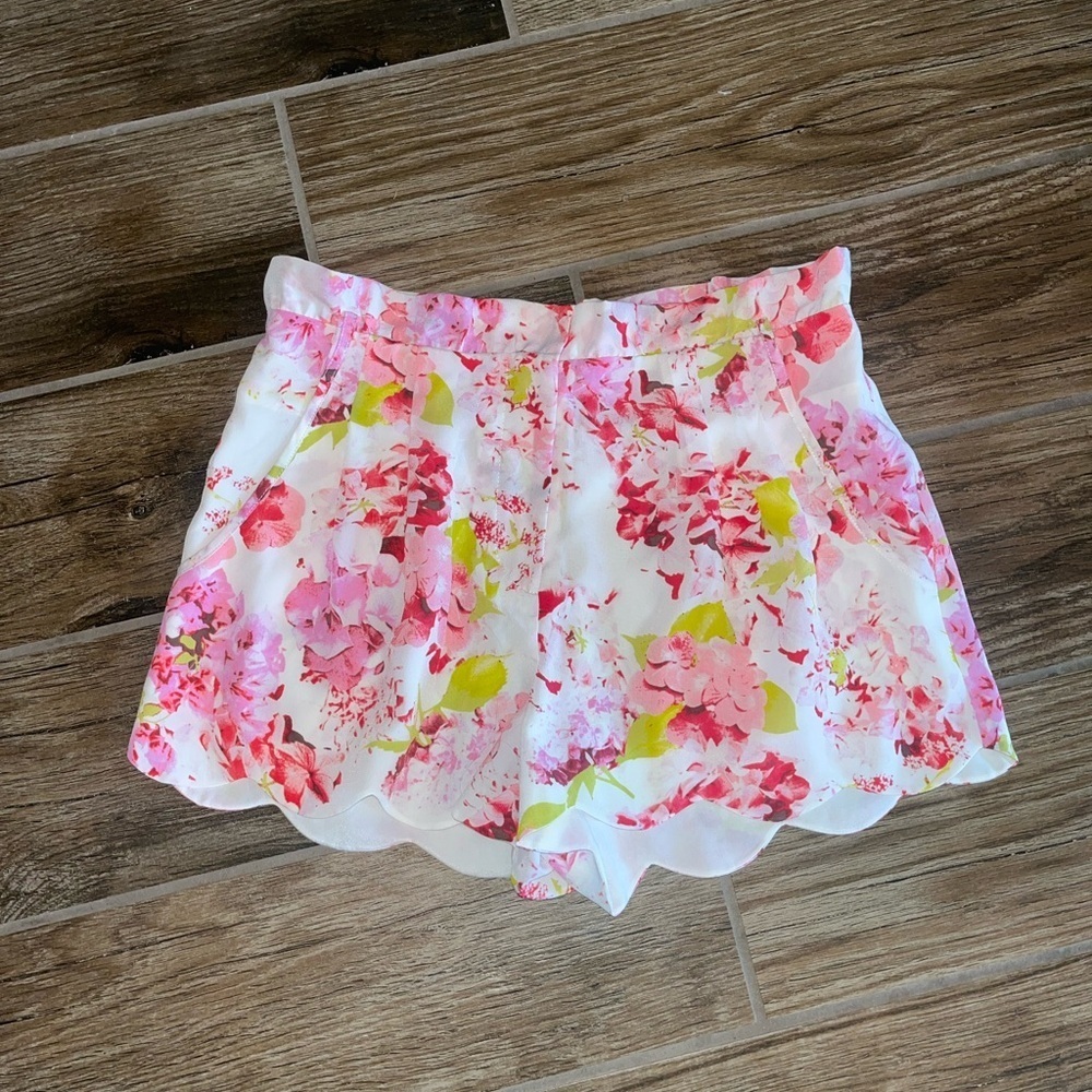Nina’s by Stone Cold Fox Women's Floral shorts